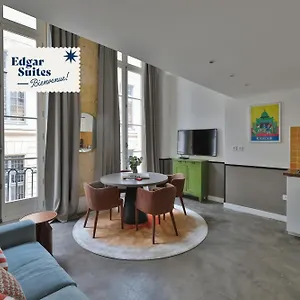 Edgar Louvre - Richelieu 2 , Paris France